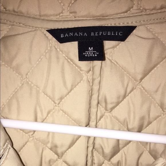 Tan puffy light Jacket - Picture 2 of 5